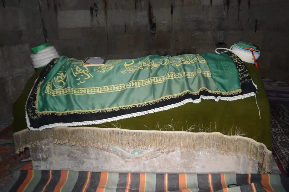 Seyyid Kureyşi Hz. (Kureyş Baba Kümbeti)