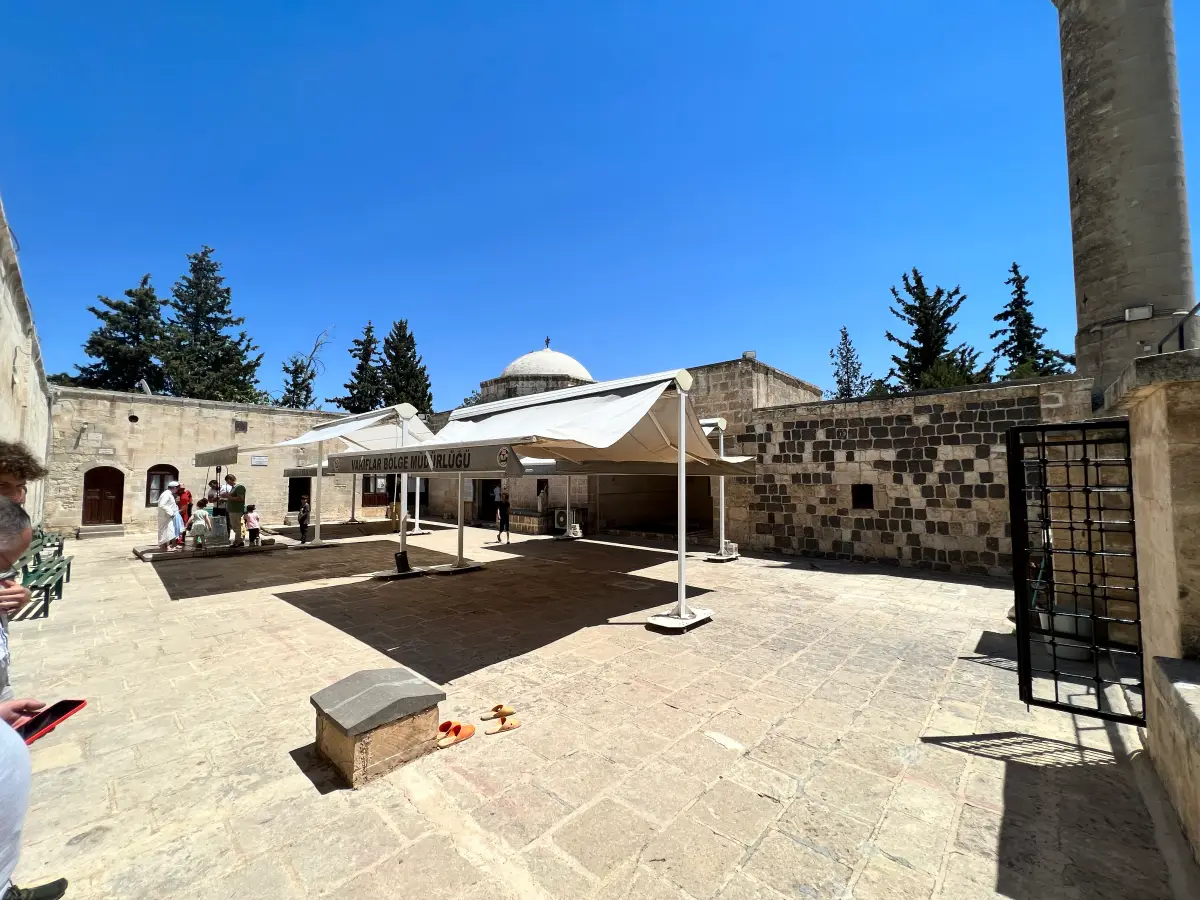 Hz. Şurahbil R.A.