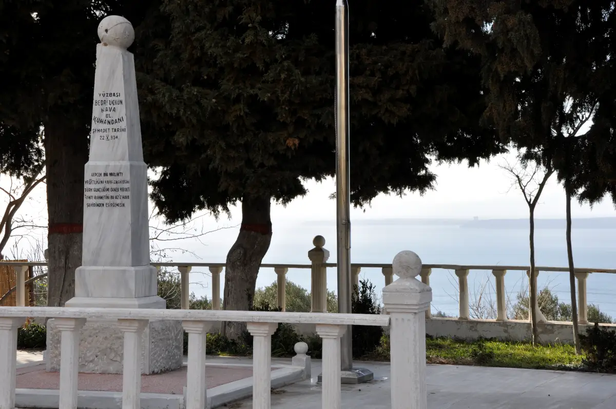 İntepe Şehitliği